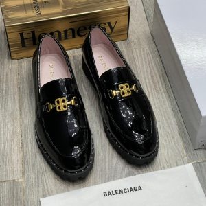 GLOSSY CLASSIC CASUAL LOAFERS SHOE