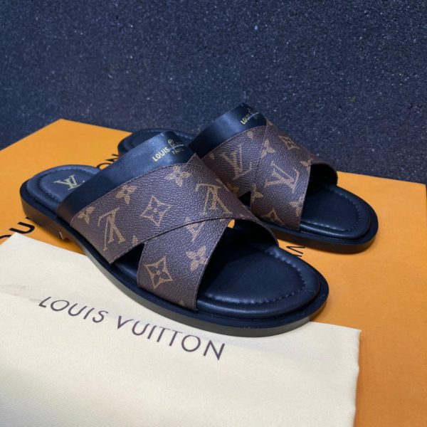 menschcollections - Louis Vuitton men Leather palm Size: 40-46 Price:  #22,000 Kindly send a DM, WhatsApp or call 08088256043 to order.  #menschcollections #menshoes #menfashion #lagosfashion #fashion #nigeria  #explorepage #explore #shoes
