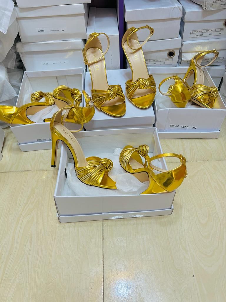 Wholesale Luxury Gold Chain Designer Shoe Sexy Peep Toe High Heel Women  Sandals - China Luxury Gold Chain Designer Heel Sandal and Sexy Peep Toe High  Heel Sandal price | Made-in-China.com