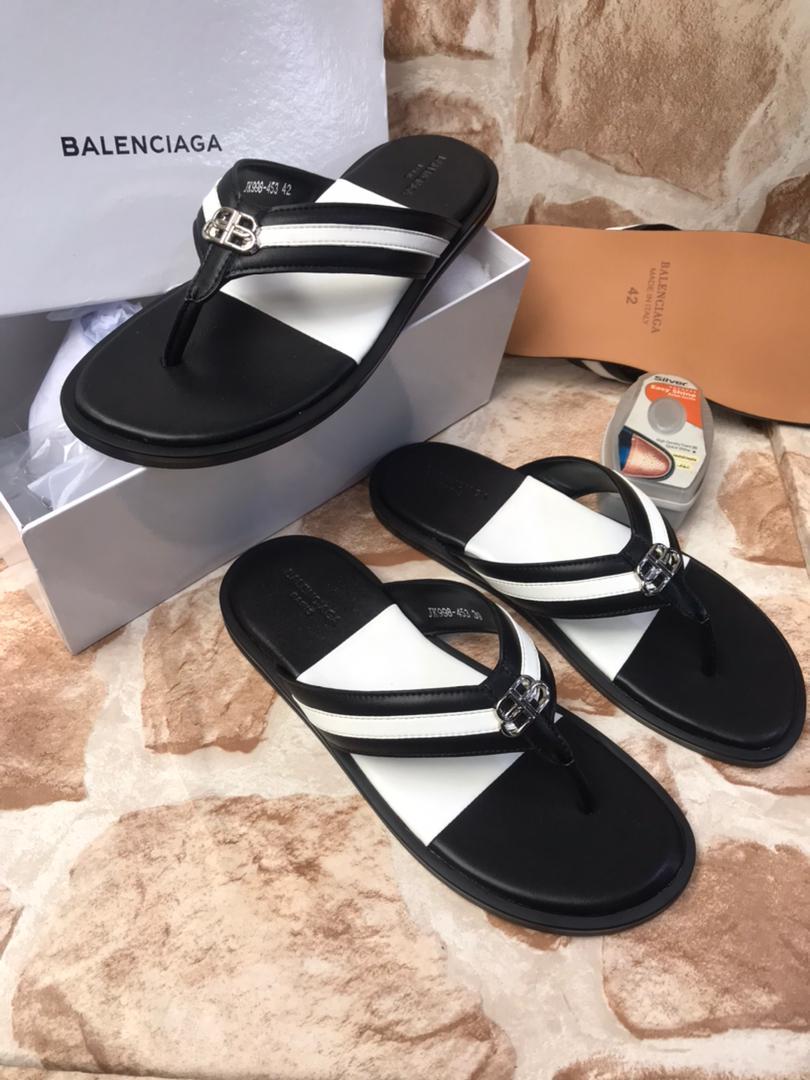Palm slippers – IMALL NIGERIA