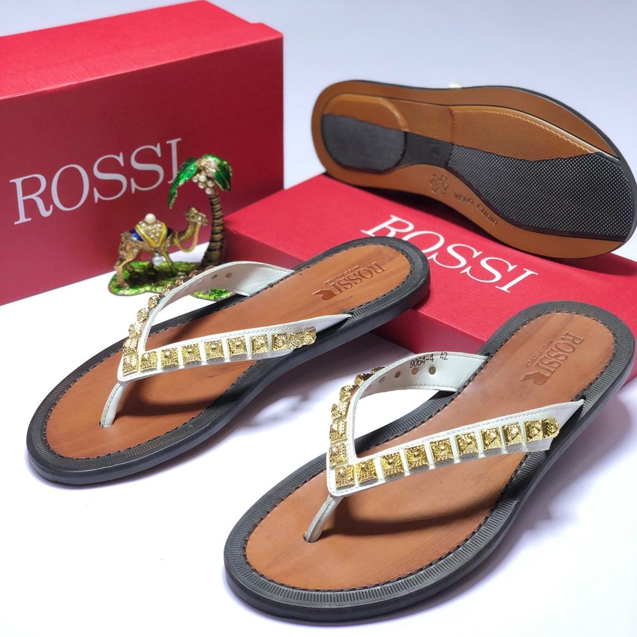 Amazon.com | FANCY PUMPKIN Japanese Style Wooden Geta Clogs Sandals Ninja Flip  Flops Slippers for Men, G-01 | Mules & Clogs