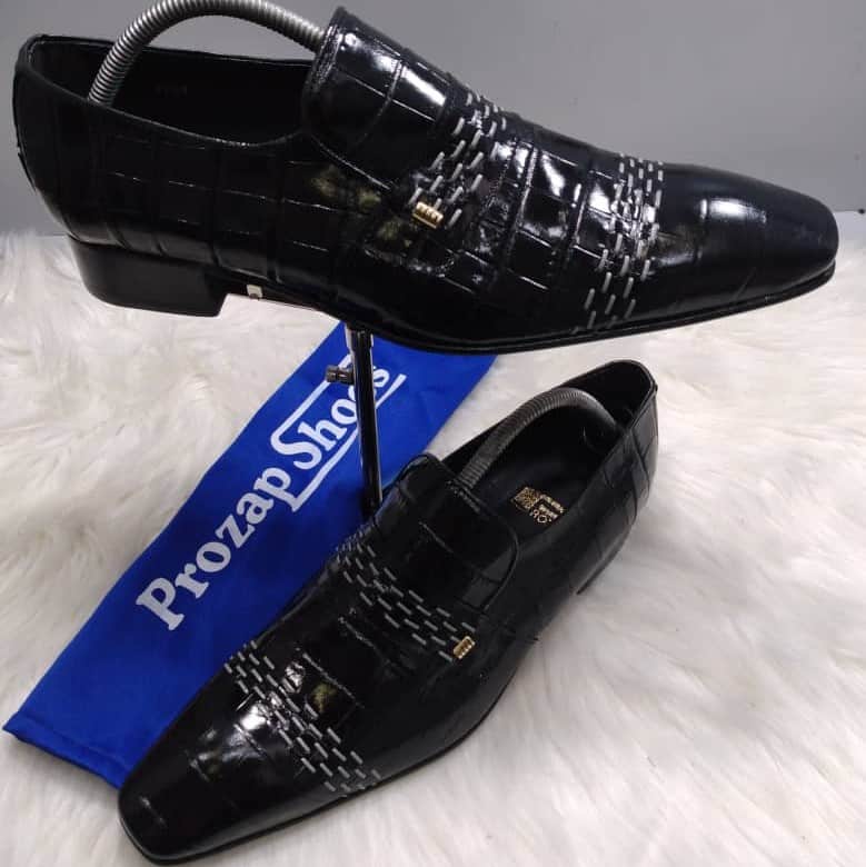 PATTERNED CORPERATE LUXURY SHOES