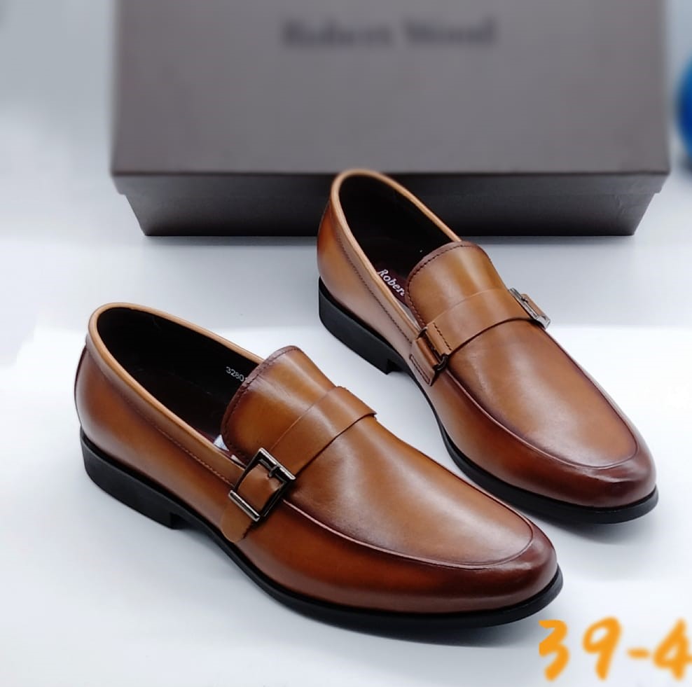 STRAPPED DESIGNER QUALITY LEATHER SHOES