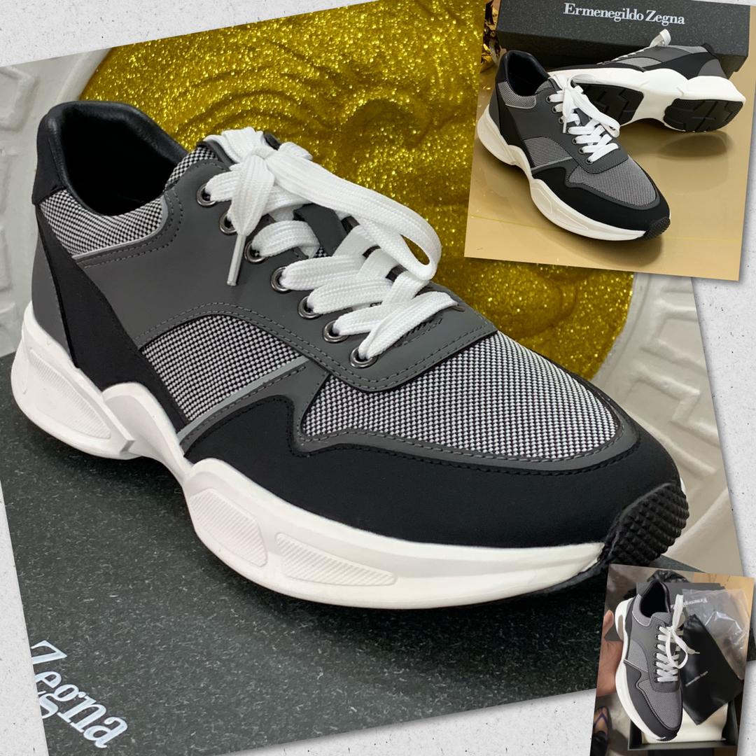 BREATHABLE DESIGNERS TRAINER SNEAKERS