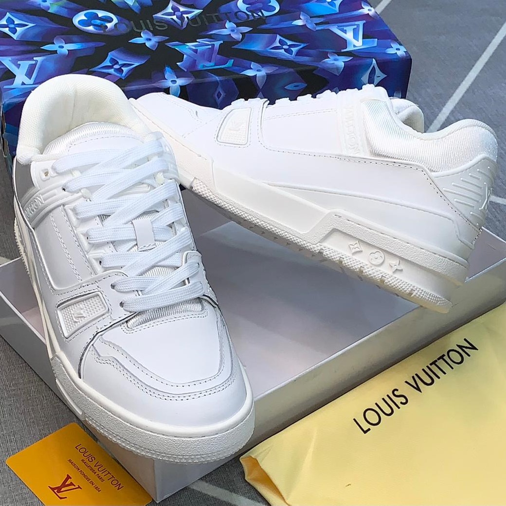 DESIGNERS QUALITY WHITE LEATHER SNEAKERS