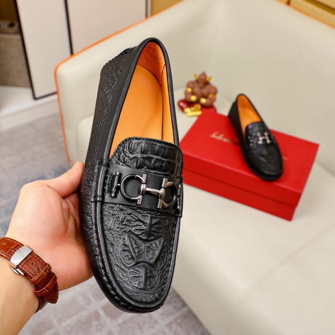 GENUINE ITALIAN MOCCASIN LEATHER LOAFERS