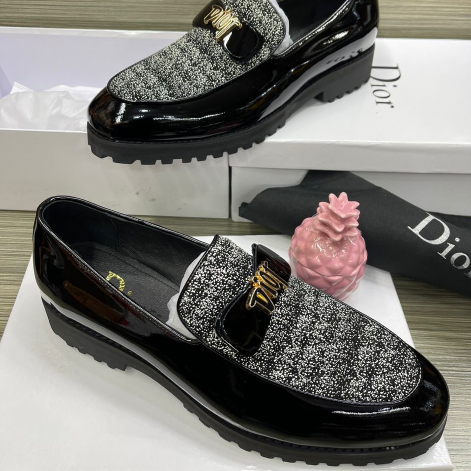 DESIGNER LUXURY PATENT LEATHER LOAFERS